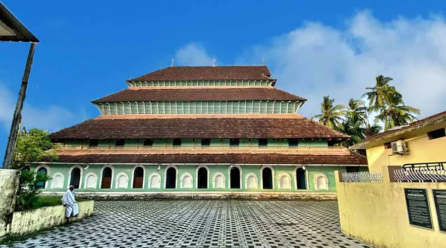 Miskhal Mosque